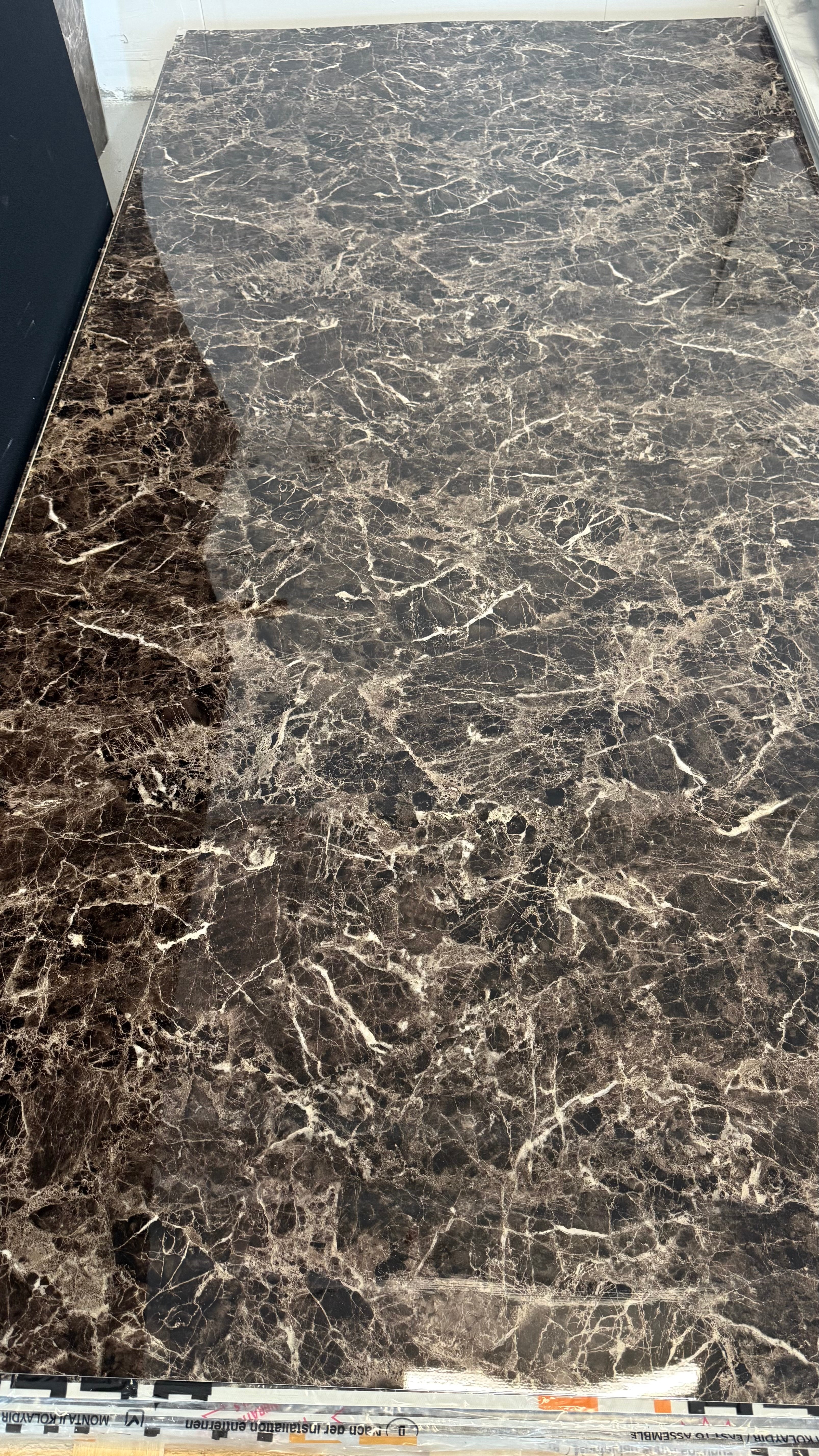 Stone PVC marmor panel – Emprador Dark